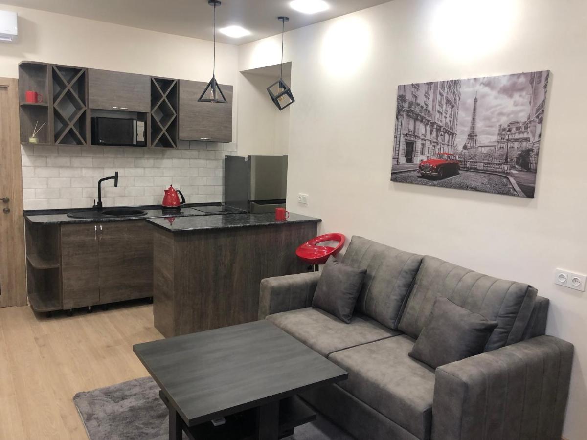 Willa Karen'S Dom & Terrace Erywań Zewnętrze zdjęcie