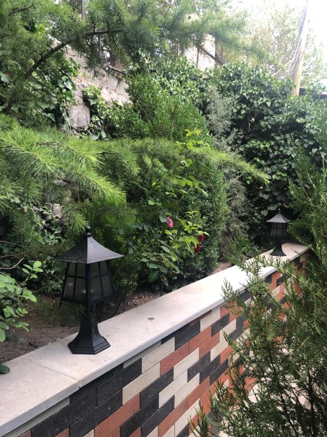 Willa Karen'S Dom & Terrace Erywań Zewnętrze zdjęcie